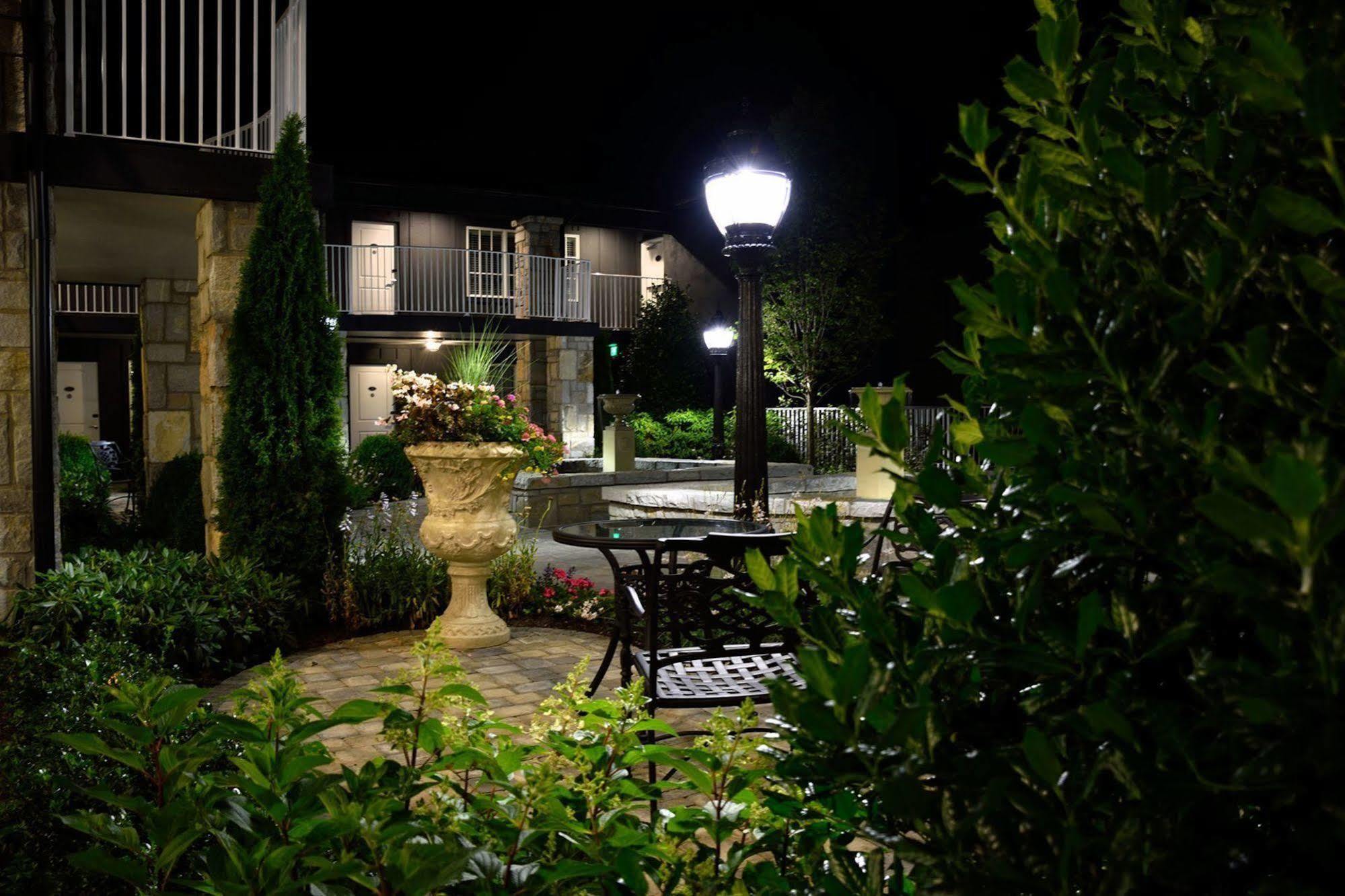 The Park On Main Hotel Highlands Bagian luar foto